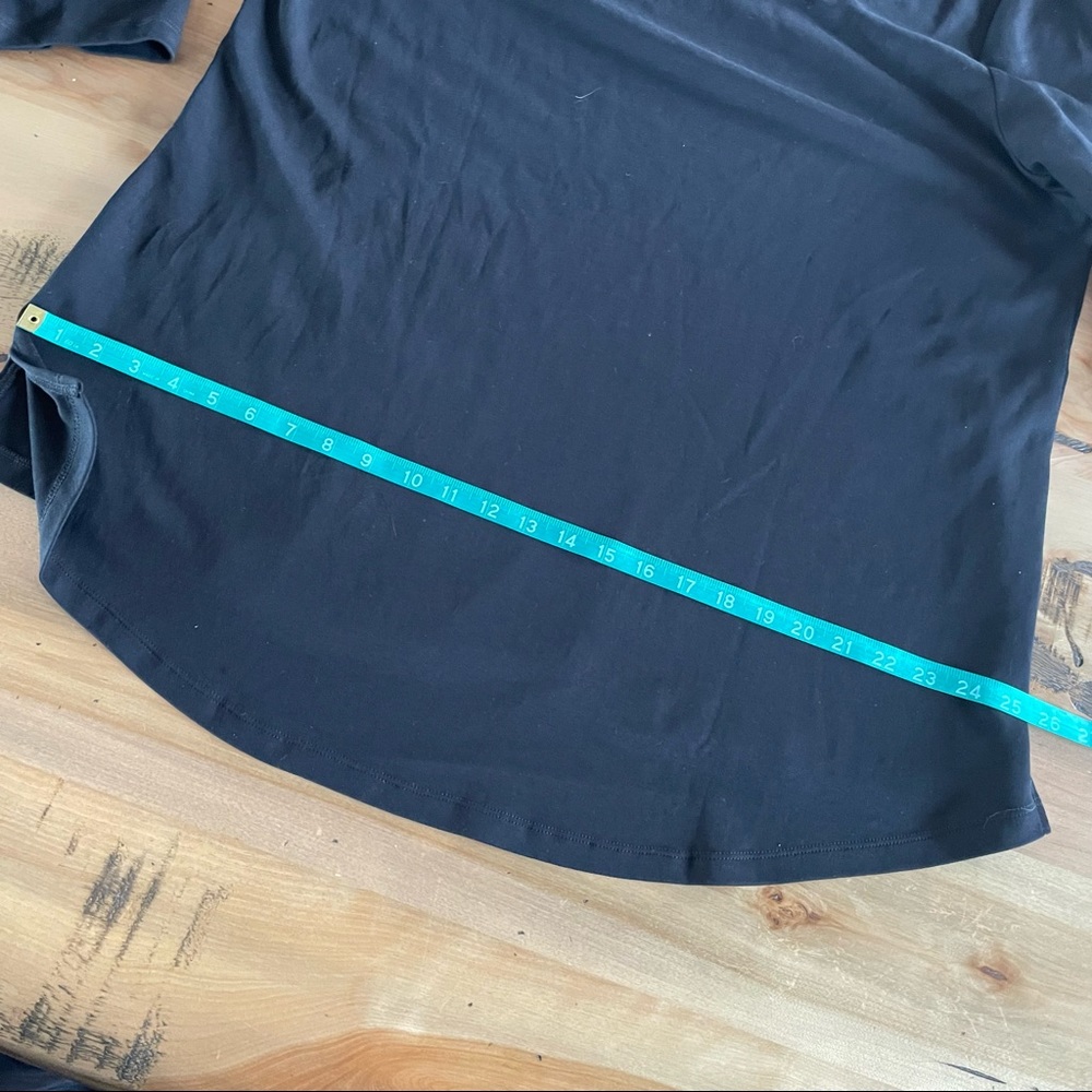 Essential Black Tunic - Picture 4 of 5